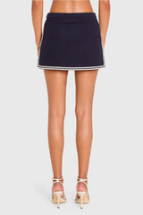 Monique Skort